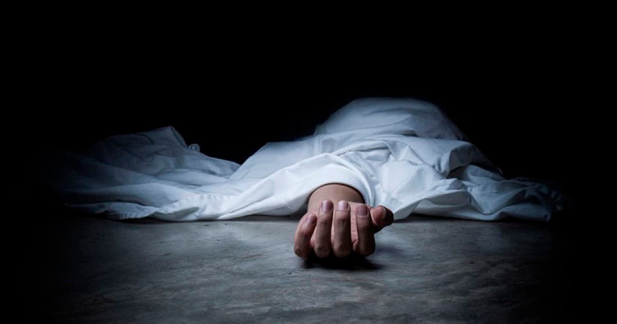 İş zamanı halı pisləşən fəhlə vəfat etdi