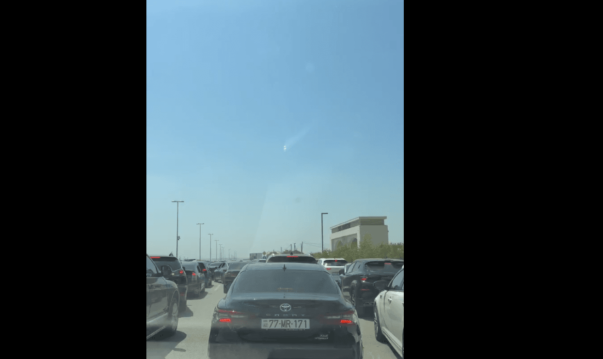 Sea Breeze yolunda kilometrlərlə tıxac: Sürücülər saatlarla yollarda qaldı — VİDEO