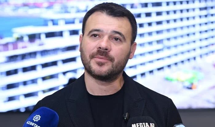 Eminin nənəsi və bacısı festivalda - Foto 