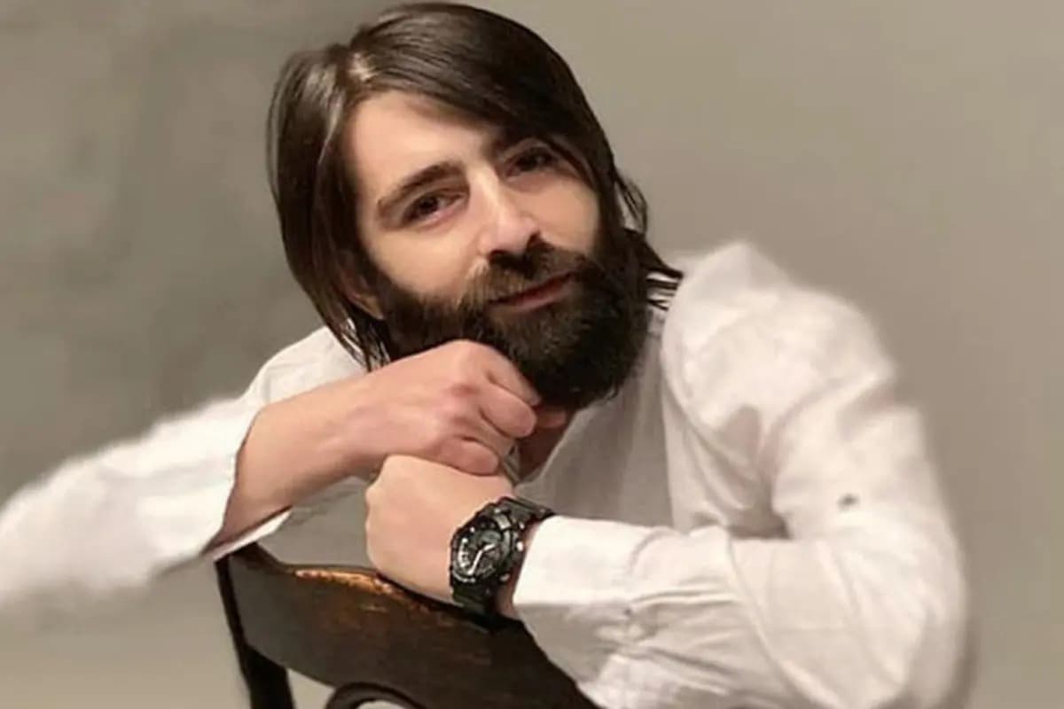 Elşad Xosenin vəziyyəti ağırdır 