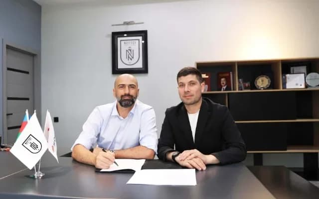 “Neftçi”yə yeni baş məşqçi təyin olundu