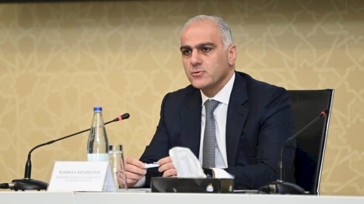 Nazir müavininin “pulsuz avtobus” fikri qalmaqal yaradıb: Əslində necə olub? 