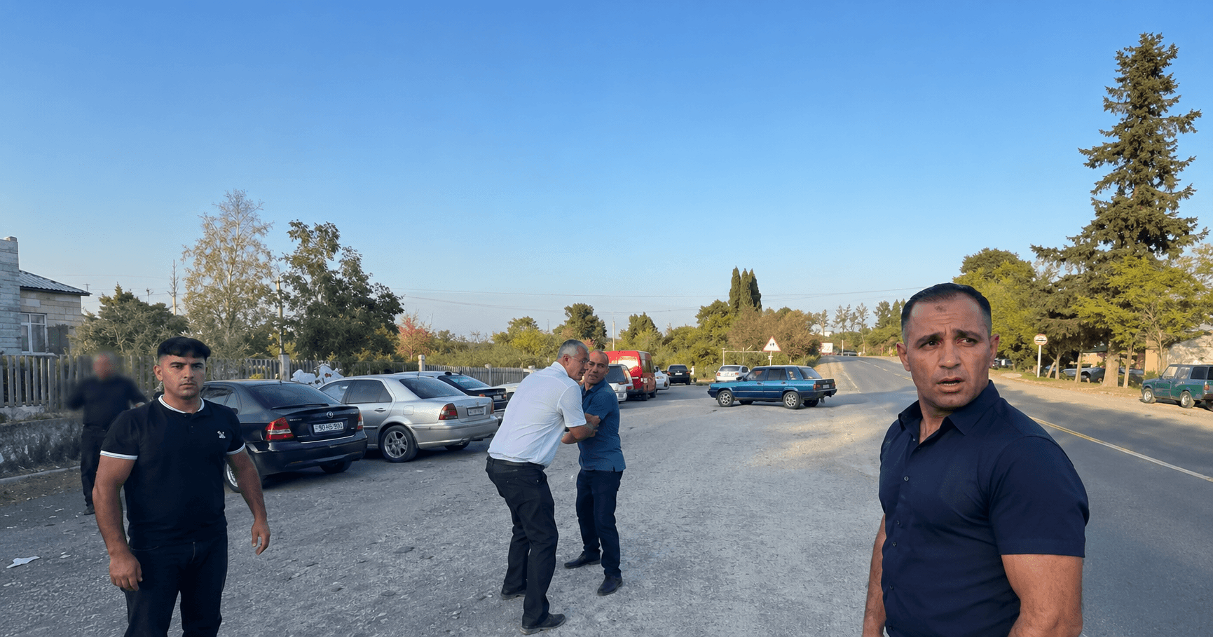 Toyu çəkən İTV əməkdaşlarına hücum edildi – VİDEO