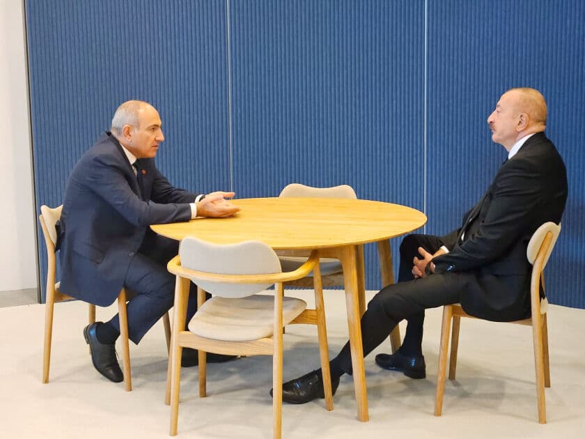 Paşinyanın Əliyevə zəngi: İrəvan Bakıdan nə istəyir?