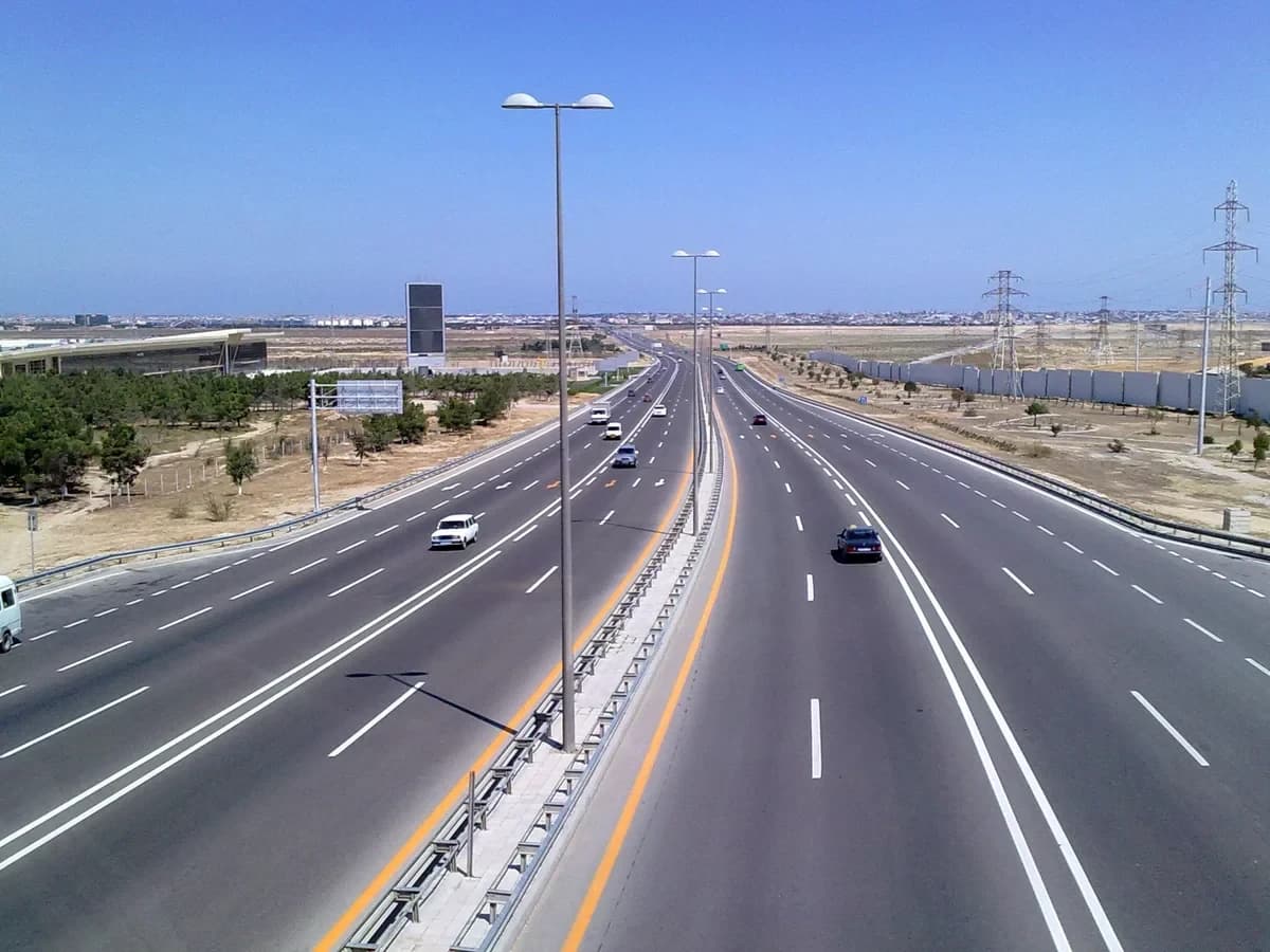 Bakıda avtomobilləri arxadan çəkən radarlar quraşdırılıb?
