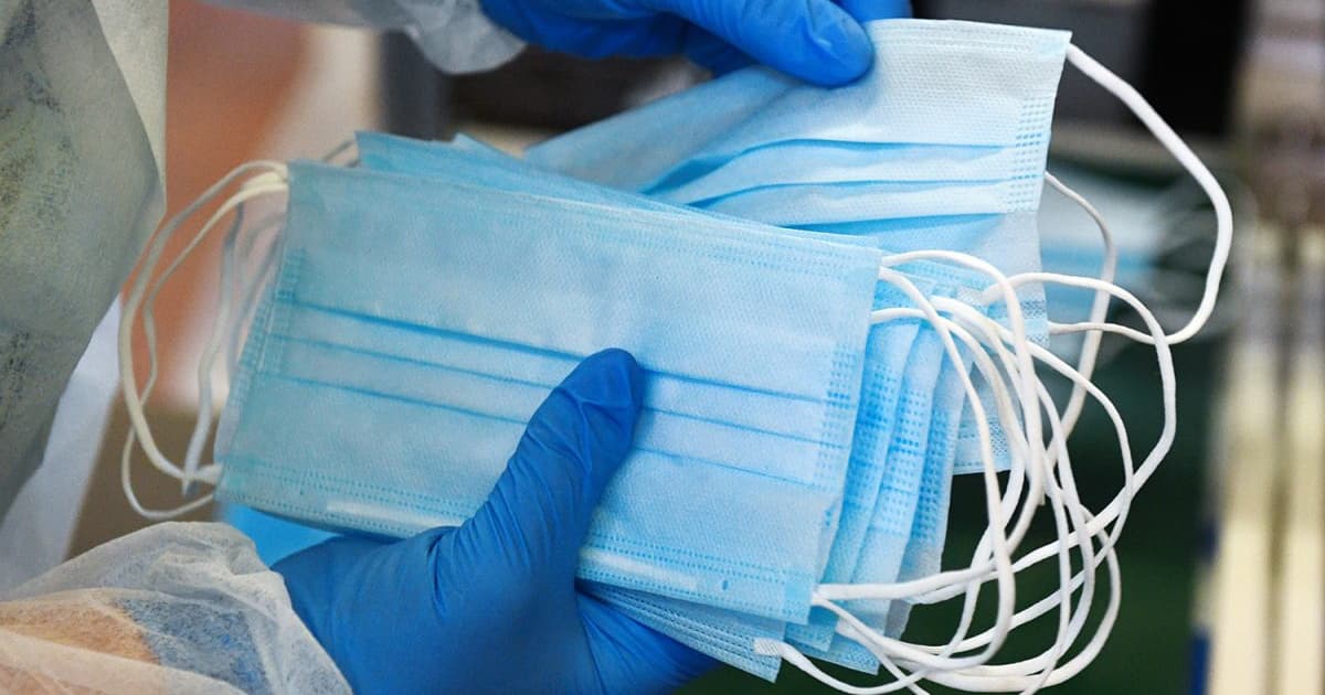Maska taxmamağa görə cərimələr iki dəfə artırılır Maska taxmamağa görə cərimələr iki dəfə artırılır