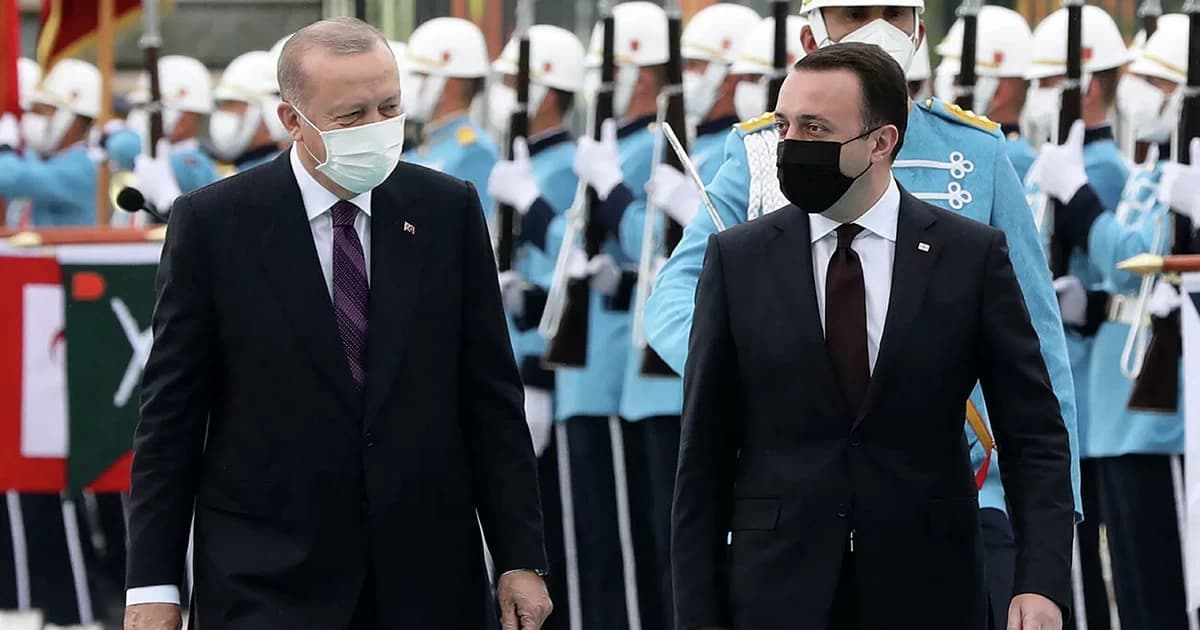 Ərdoğanla Qaribaşvili Qafqazdakı vəziyyəti müzakirə etdilər Ərdoğanla Qaribaşvili Qafqazdakı vəziyyəti müzakirə etdilər