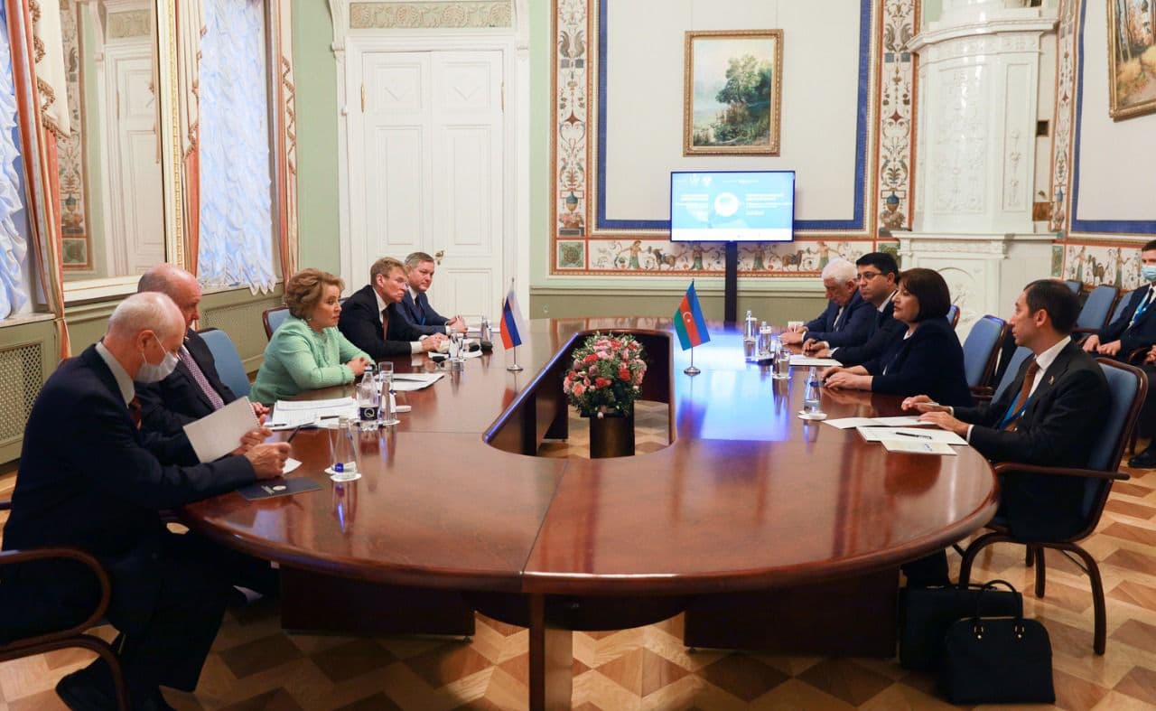 Sahibə Qafarova Matviyenko ilə görüşdü Sahibə Qafarova Matviyenko ilə görüşdü
