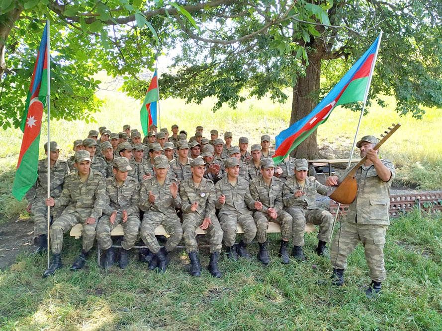 Azad olunan rayonlarda yeni hərbi obyektlər istifadəyə verildi Azad olunan rayonlarda yeni hərbi obyektlər istifadəyə verildi