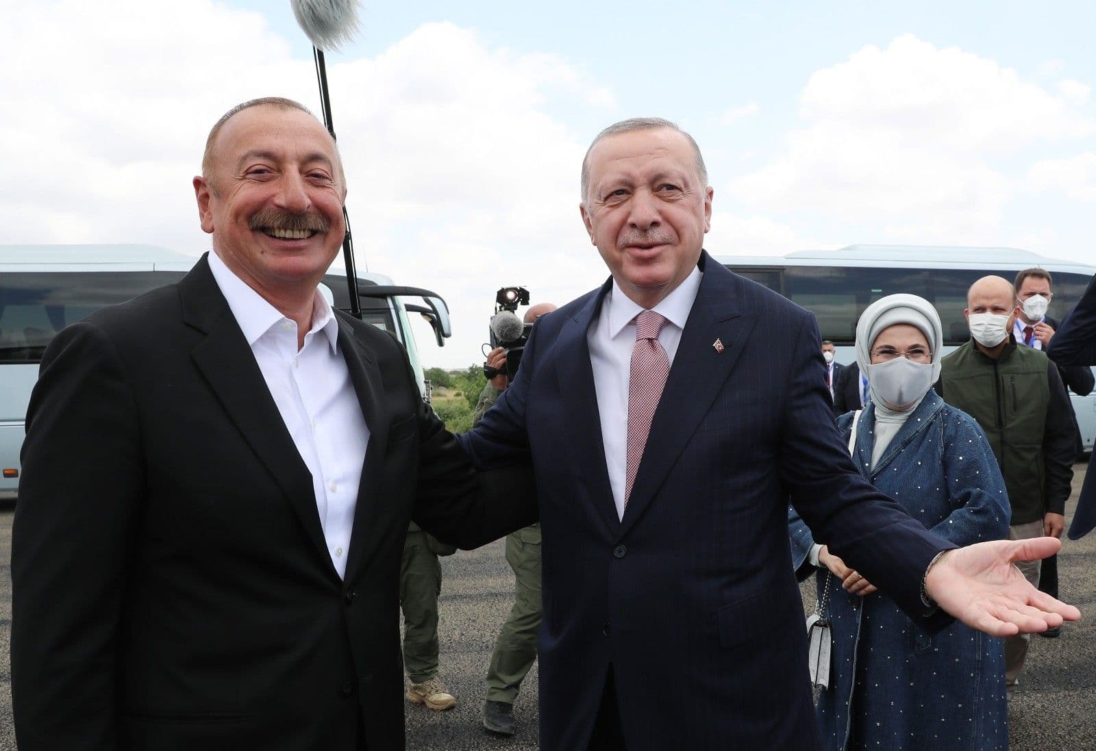 Zəngilanın Ağalı kəndindəki bu rəsmi mərasim tarixdə qalacaq Zəngilanın Ağalı kəndindəki bu rəsmi mərasim tarixdə qalacaq