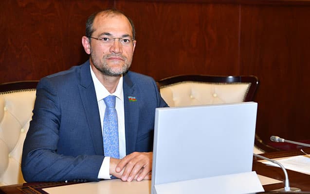 Qərarın mürəkkəbi qurumamış qiymətlər artıb – Razi Nurullayev Qərarın mürəkkəbi qurumamış qiymətlər artıb – Razi Nurullayev