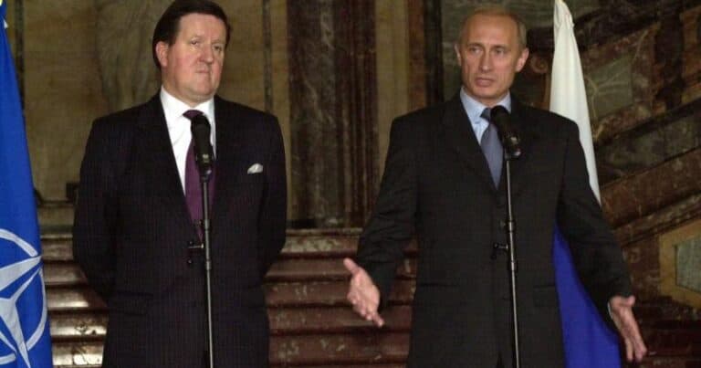 General Putinin sirrini açdı: Məndən soruşdu ki… – ŞOK İDDİA General Putinin sirrini açdı: Məndən soruşdu ki… – ŞOK İDDİA