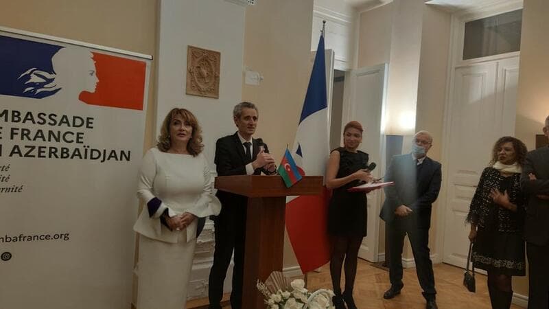 Azərbaycanlı müəllimə Fransanın ən nüfuzlu mükafatı təqdim olundu Azərbaycanlı müəllimə Fransanın ən nüfuzlu mükafatı təqdim olundu