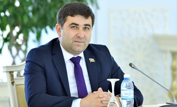 Deputat Müşfiq Cəfərov: Kirayə qalmağa məcburam Deputat Müşfiq Cəfərov: Kirayə qalmağa məcburam