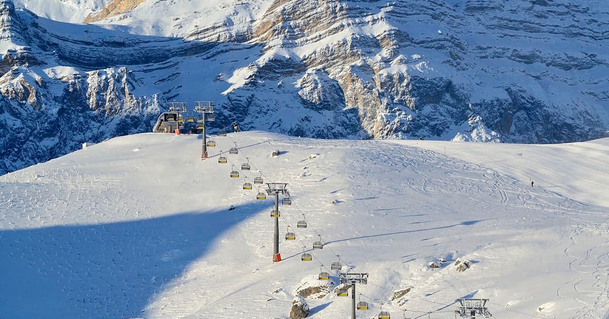 Şahdağda qayadan yıxılan məktəblinin ölümünün TƏFƏRRÜATI Şahdağda qayadan yıxılan məktəblinin ölümünün TƏFƏRRÜATI