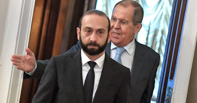 Lavrovla Mirzoyan Qarabağı müzakirə etdilər Lavrovla Mirzoyan Qarabağı müzakirə etdilər