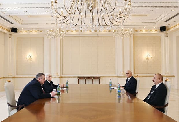 İlham Əliyev Rusiya Baş nazirinin müavinini qəbul etdi İlham Əliyev Rusiya Baş nazirinin müavinini qəbul etdi