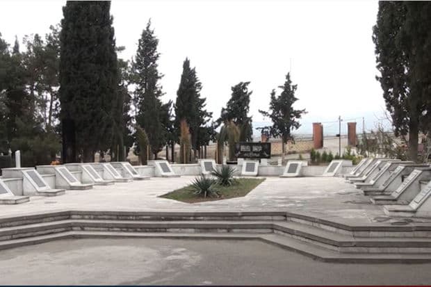 Gəncədə dəfn olunan ispan pilotlar – VİDEO Gəncədə dəfn olunan ispan pilotlar – VİDEO