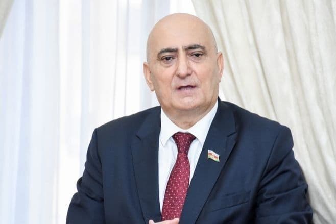 Onlar vaxtlarını işləməyə deyil, təhsil almağa sərf edəcəklər – Deputat Onlar vaxtlarını işləməyə deyil, təhsil almağa sərf edəcəklər – Deputat