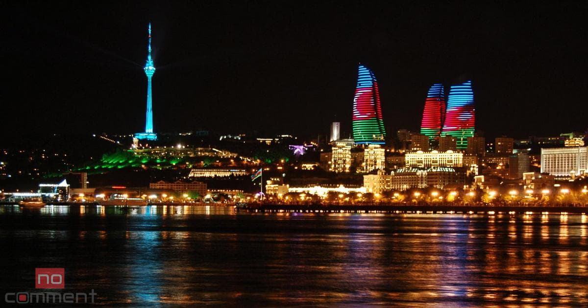 Alov qüllələrinin qarşısında partlayış – FOTOLAR Alov qüllələrinin qarşısında partlayış – FOTOLAR