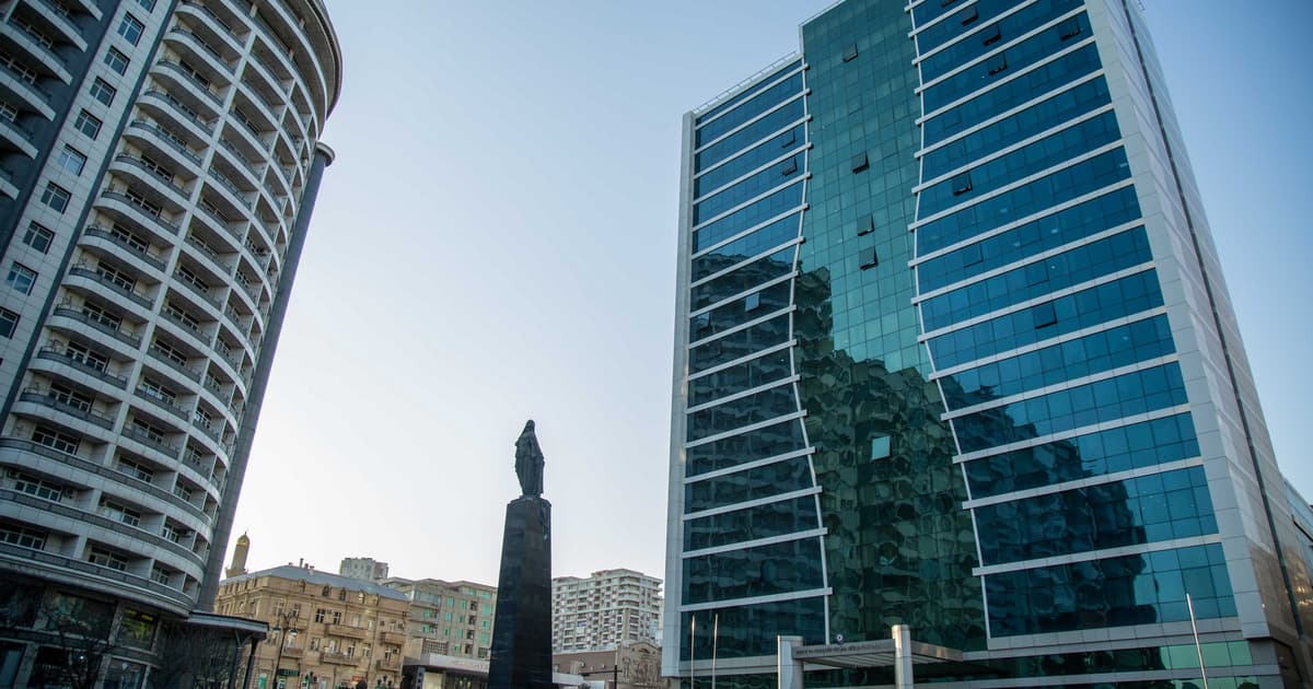 Hərbçilərin pensiyası ilə bağlı mübahisələrə aydınlıq gətirildi Hərbçilərin pensiyası ilə bağlı mübahisələrə aydınlıq gətirildi