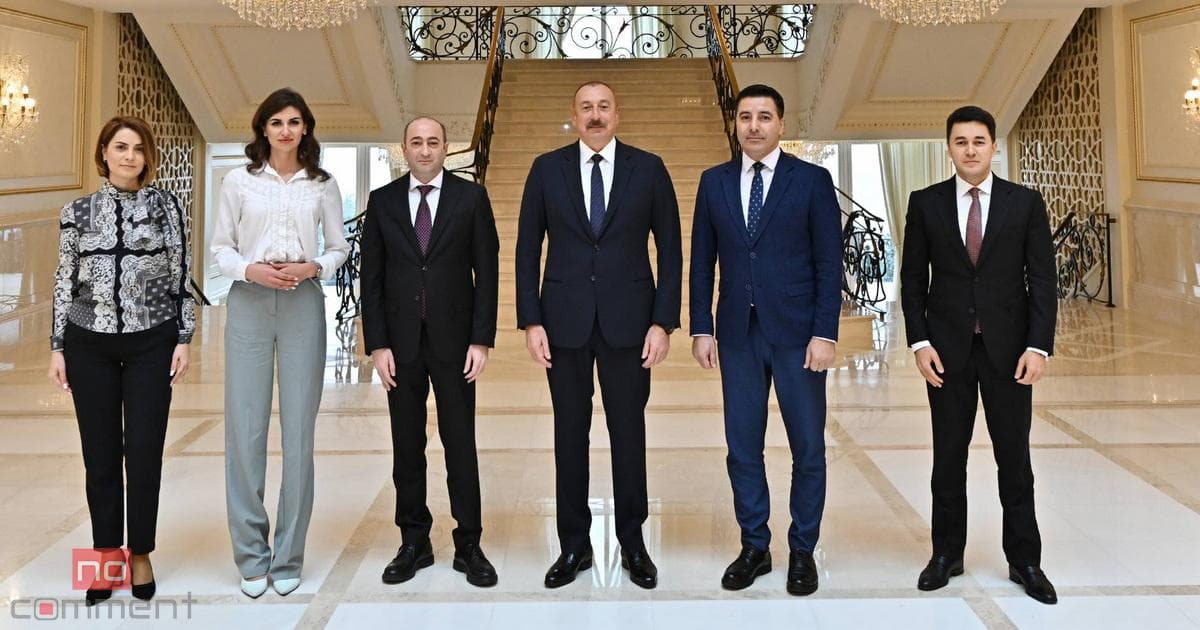 Prezidentdən müsahibə götürən yerli jurnalistlər: üç telekanal iştirak etməyib Prezidentdən müsahibə götürən yerli jurnalistlər: üç telekanal iştirak etməyib