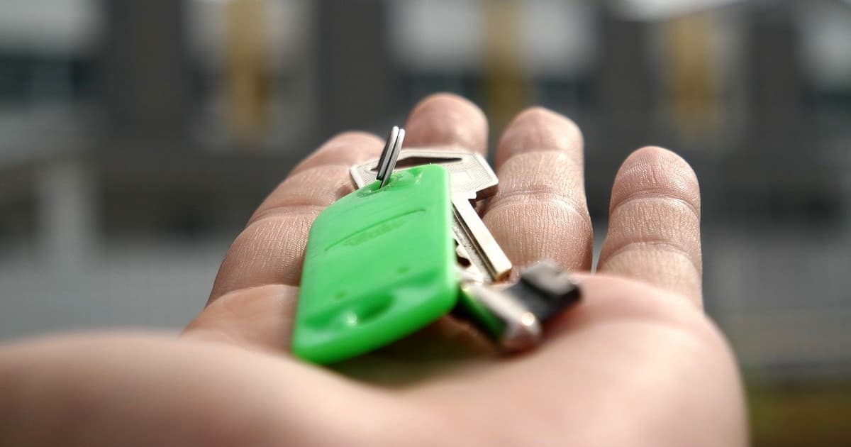 Ev almaq istəyənlər üçün əsl fürsət: Bakıda evlər niyə ucuzlaşır? — VİDEO Ev almaq istəyənlər üçün əsl fürsət: Bakıda evlər niyə ucuzlaşır? — VİDEO