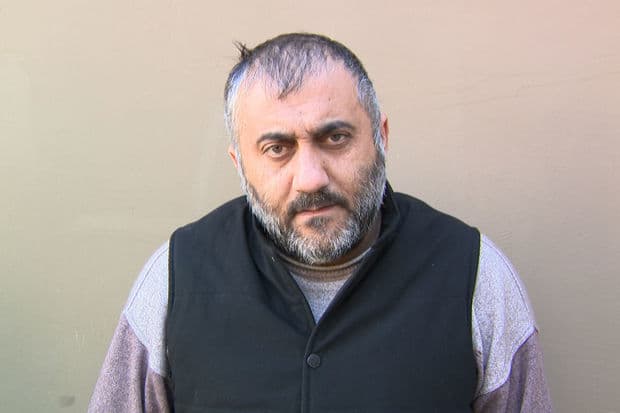 Bakıda maşını polisin üstünə sürərək qaçmaq istəyən narkotacirə atəş açıldı – FOTO/VİDEO Bakıda maşını polisin üstünə sürərək qaçmaq istəyən narkotacirə atəş açıldı – FOTO/VİDEO