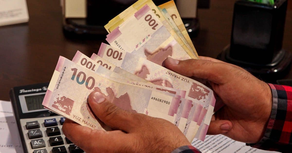 Klinikada oğurluq – 970 manat pul, bank kartları… Klinikada oğurluq – 970 manat pul, bank kartları…