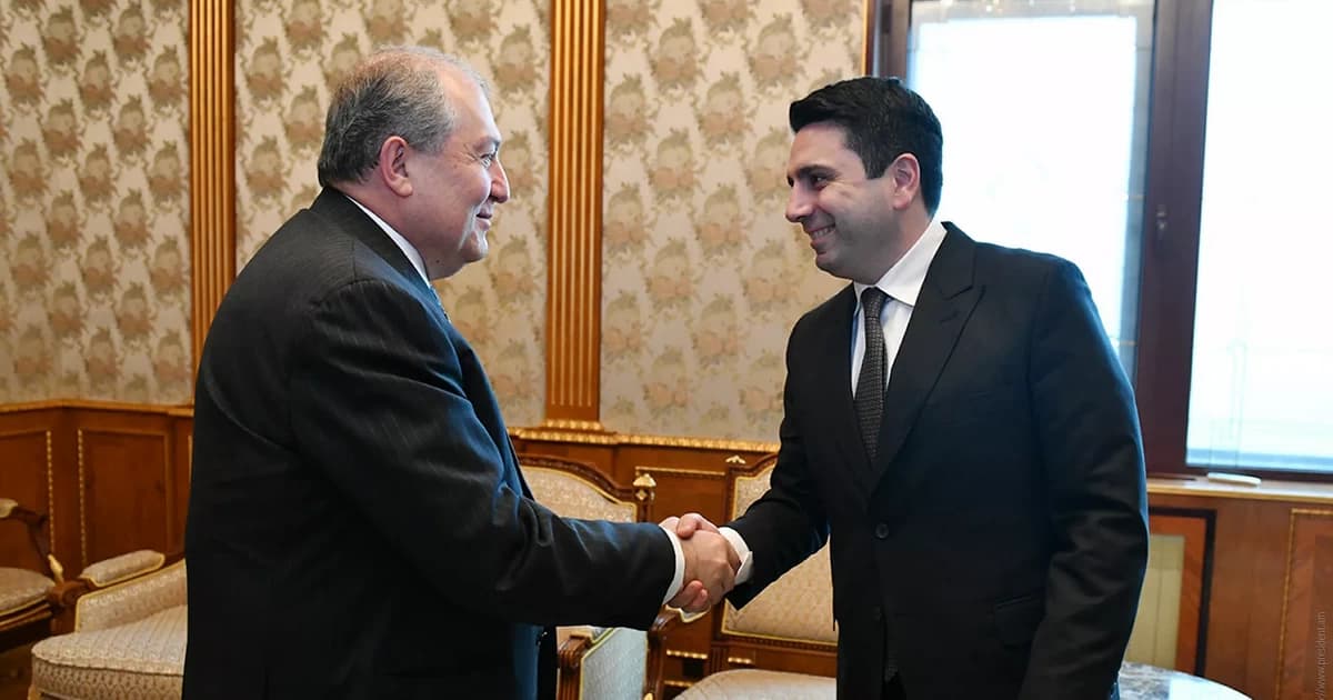 Ermənistan Prezidentinin səlahiyyətləri rəsmən dayandırılıb Ermənistan Prezidentinin səlahiyyətləri rəsmən dayandırılıb