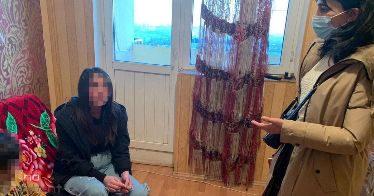 Dövlət Komitəsi azyaşlını evdə tək qoyan ailəni nəzarətə götürüb Dövlət Komitəsi azyaşlını evdə tək qoyan ailəni nəzarətə götürüb