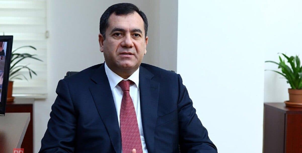 “Ölkənin ikinci səlahiyyətli şəxsi kimi bunu zamanında edə bilməyibsə…” “Ölkənin ikinci səlahiyyətli şəxsi kimi bunu zamanında edə bilməyibsə…”