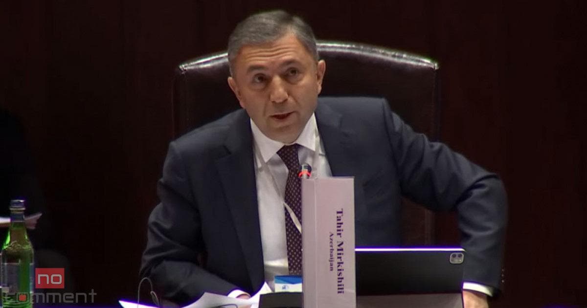 Azərbaycanlı deputat İrəvanda erməniyə söz vermədi Azərbaycanlı deputat İrəvanda erməniyə söz vermədi