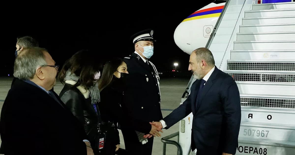 Nikol Paşinyan işgüzar səfərlə Fransaya gedib Nikol Paşinyan işgüzar səfərlə Fransaya gedib