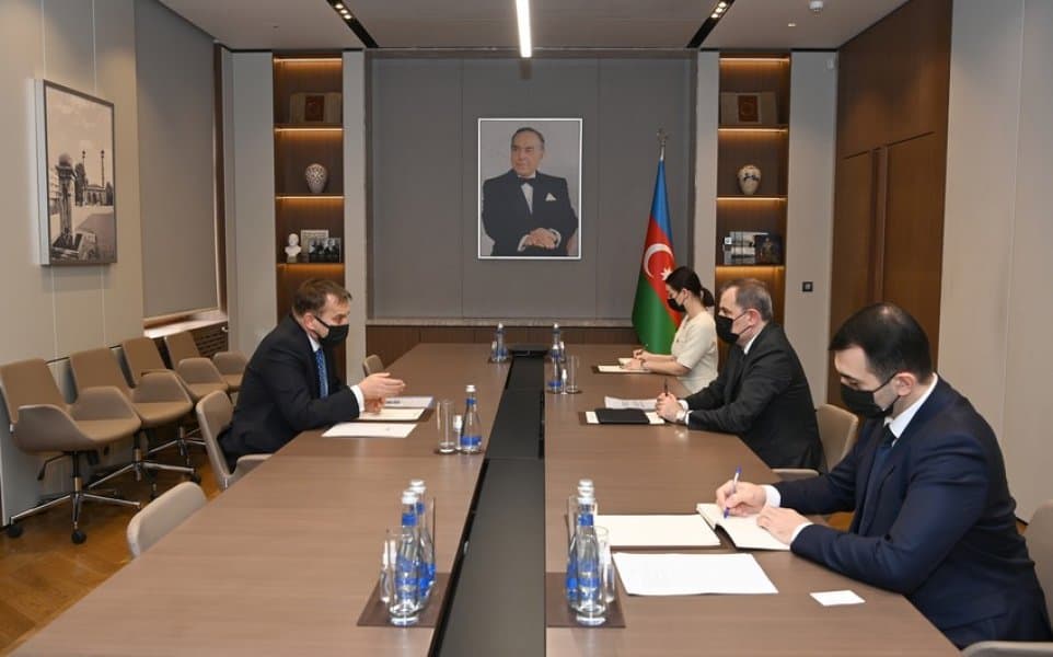 Bayramov Sloveniyanın qeyri-rezident səfiri ilə görüşdü Bayramov Sloveniyanın qeyri-rezident səfiri ilə görüşdü