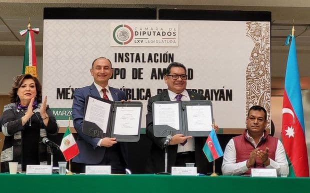 Azərbaycanlı deputatlar Meksikada protokol aktı imzaladılar – FOTO Azərbaycanlı deputatlar Meksikada protokol aktı imzaladılar – FOTO
