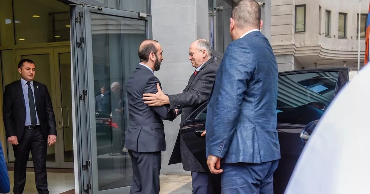 Mirzoyan ATƏT sədrini qəbul etdi Mirzoyan ATƏT sədrini qəbul etdi