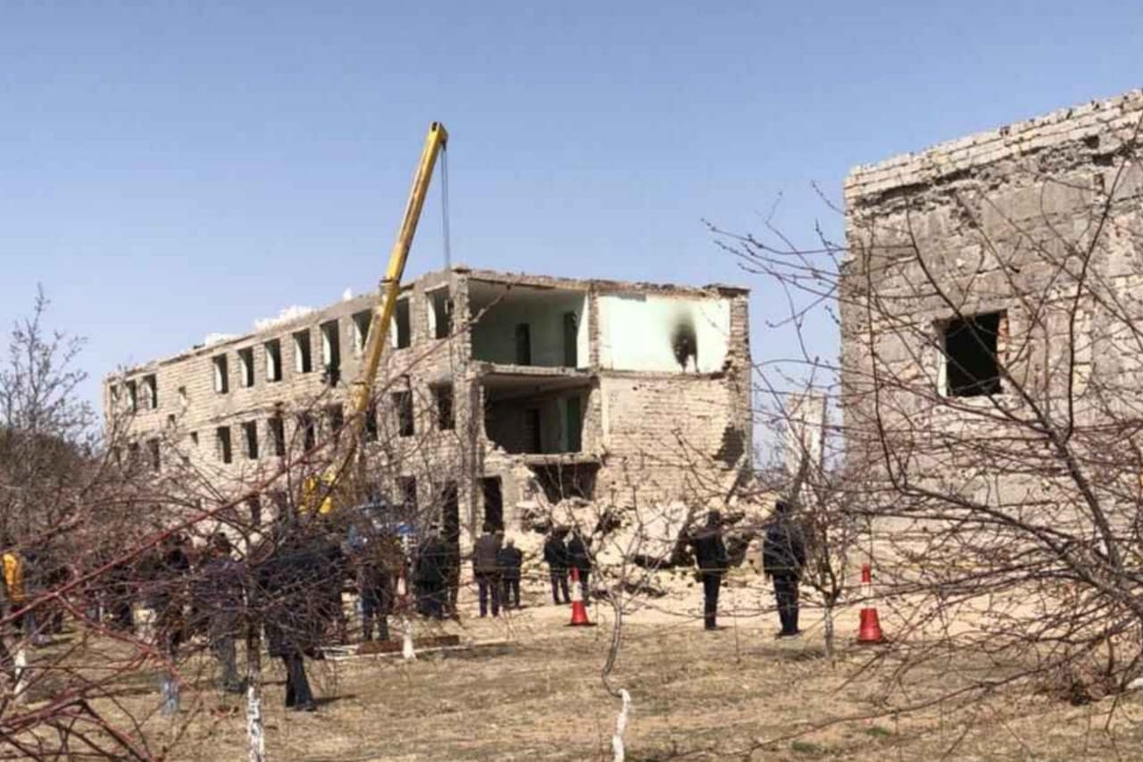 Naxçıvanda məktəb faciəsində ölənlərin FOTOLARI Naxçıvanda məktəb faciəsində ölənlərin FOTOLARI