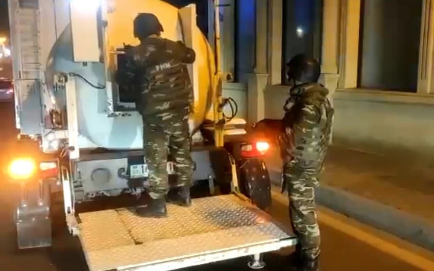 Bakıda qumbaralar aşkarlanıb – VİDEO Bakıda qumbaralar aşkarlanıb – VİDEO