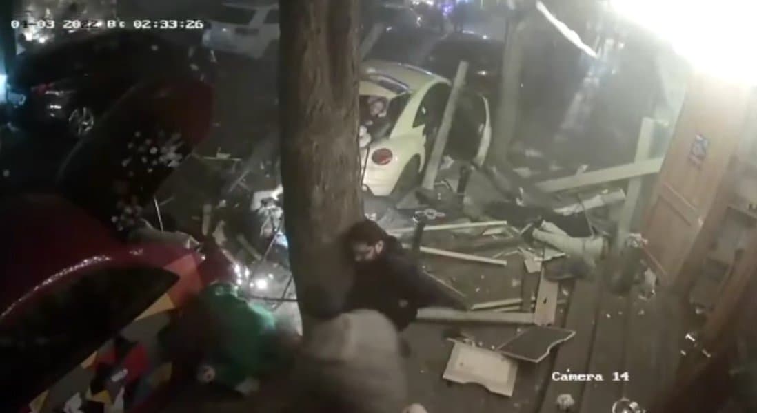 Partlayışda yaralanan 23 yaşlı qız öldü Partlayışda yaralanan 23 yaşlı qız öldü