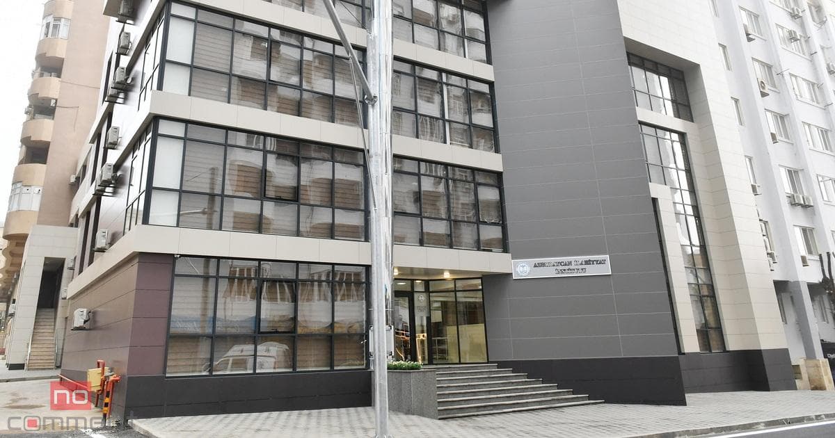 Prezident İlahiyyat İnstitutunun yeni binasının açılışında iştirak edib Prezident İlahiyyat İnstitutunun yeni binasının açılışında iştirak edib