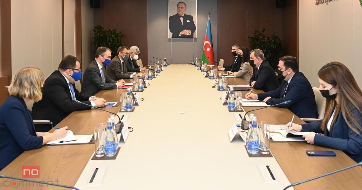 Ceyhun Bayramov Klaarla danışıqlar apardı Ceyhun Bayramov Klaarla danışıqlar apardı