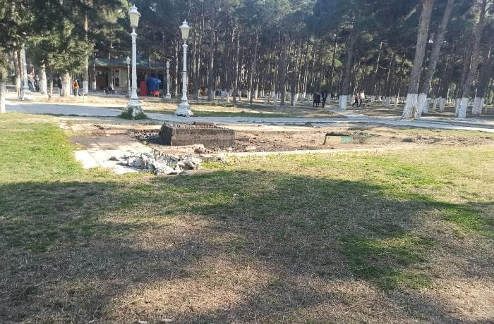 Xırdalanda parkın ortasında obyekt tikilir? – AÇIQLAMA + VİDEO Xırdalanda parkın ortasında obyekt tikilir? – AÇIQLAMA + VİDEO