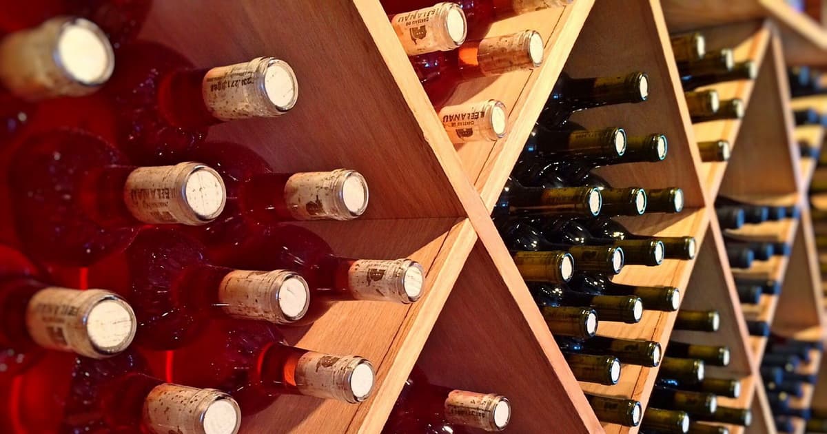 Alkoqollu içkilərin də qiyməti QALXACAQ Alkoqollu içkilərin də qiyməti QALXACAQ