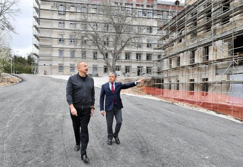 Ali Baş Komandan Şuşada – FOTO Ali Baş Komandan Şuşada – FOTO