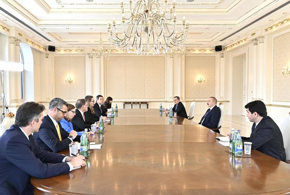 İlham Əliyev ABŞ Dövlət katibi köməkçisinin müavinini qəbul etdi İlham Əliyev ABŞ Dövlət katibi köməkçisinin müavinini qəbul etdi
