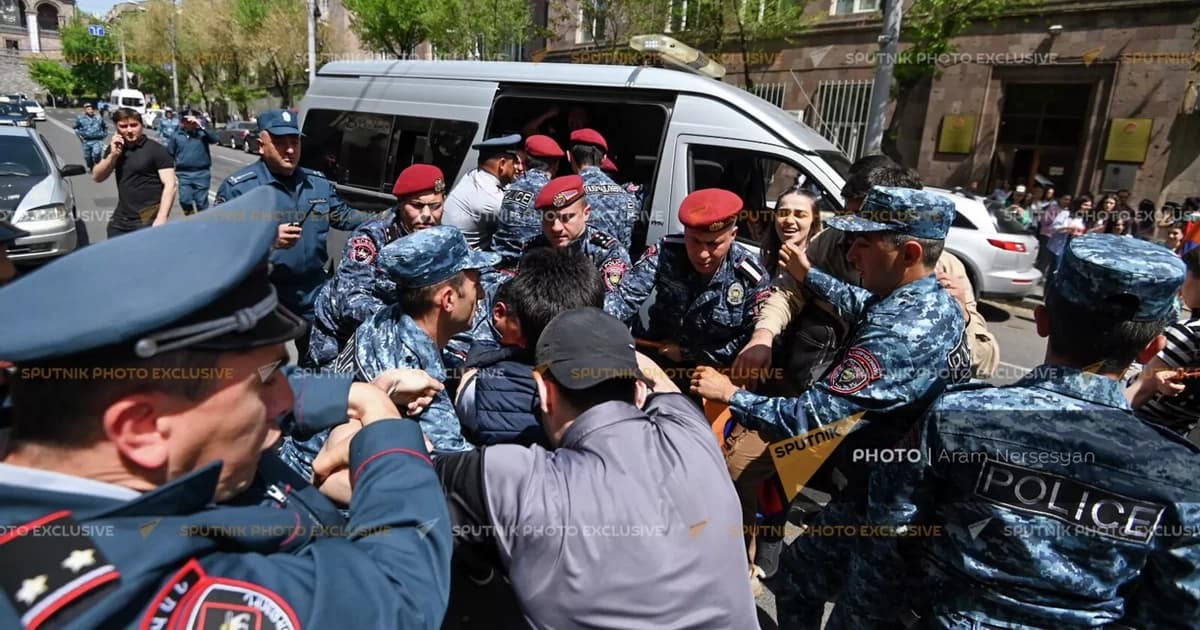 Erməni müxalifəti Moskvadan yenə əliboş qayıtdı Erməni müxalifəti Moskvadan yenə əliboş qayıtdı