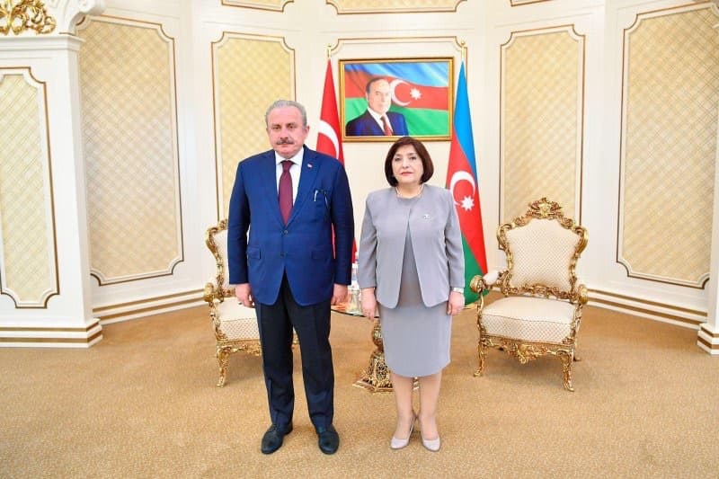 Sahibə Qafarova Mustafa Şentopla görüşdü – FOTO Sahibə Qafarova Mustafa Şentopla görüşdü – FOTO