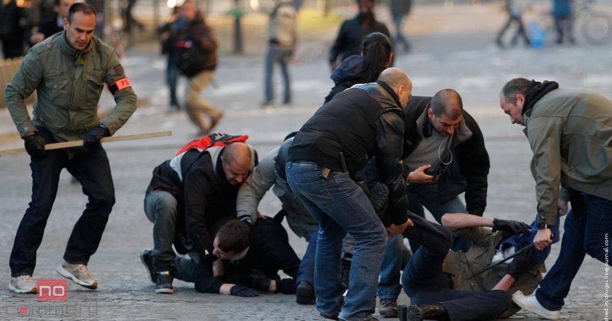 Paytaxtda kütləvi dava olub, bıçaqlananlar var Paytaxtda kütləvi dava olub, bıçaqlananlar var