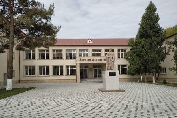 İki müəllim şagirdlərin nənəsini döydü – Araşdırma başladı İki müəllim şagirdlərin nənəsini döydü – Araşdırma başladı